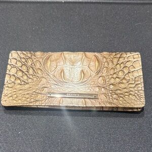 WOMENS BRAHMIN WALLET